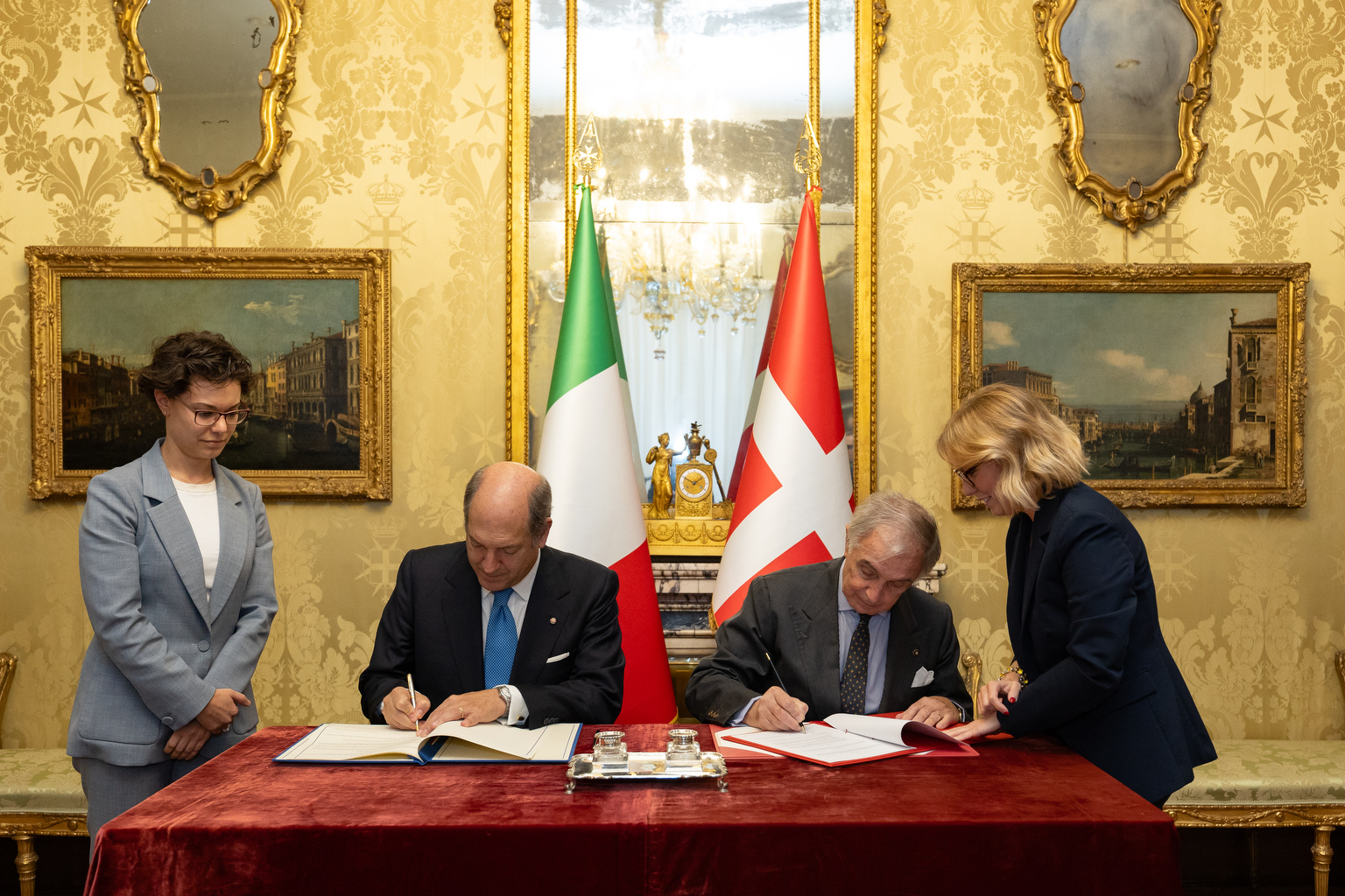 Unterzeichnung des Abkommens mit der Italienischen Republik für das Italienische Hilfskorps des Malteserordens