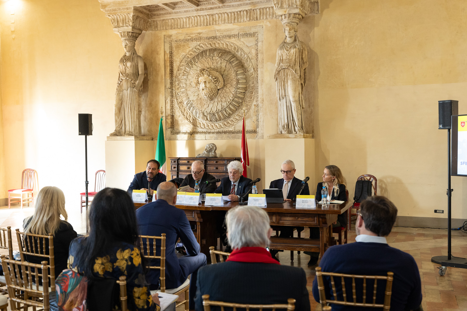 Curso de formación para periodistas sobre el papel de la diplomacia humanitaria