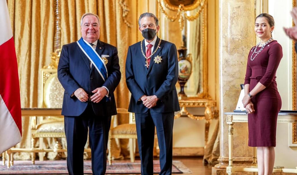 Visite du Grand Maître Fra’ John Dunlap au président de la République du Panama