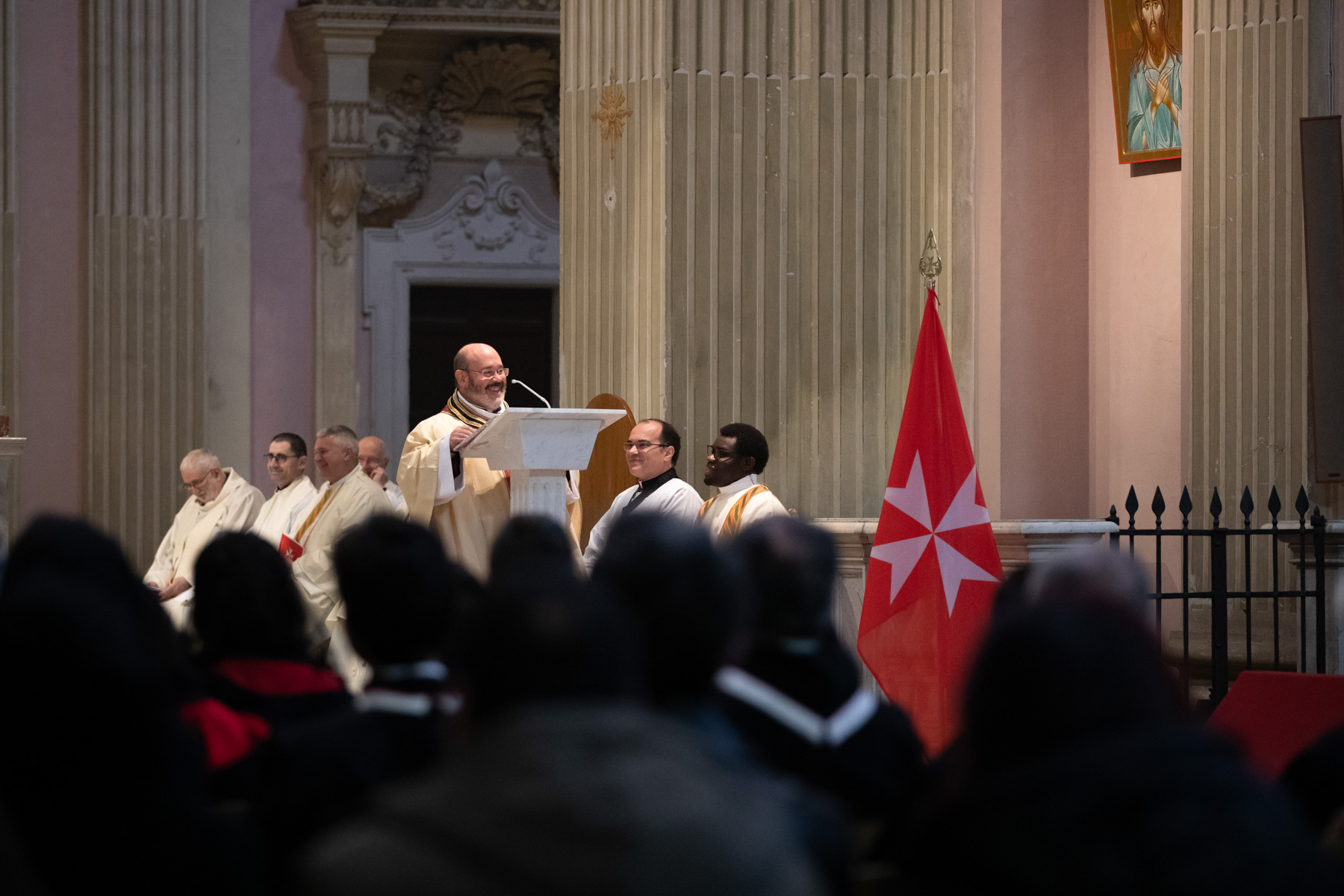 Messe pour le début de mandat du Prélat de l’Ordre de Malte : invitation à servir avec joie