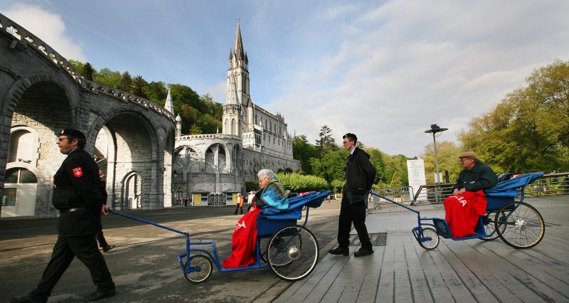 Die 66. internationale Wallfahrt des Malteserordens nach Lourdes beginnt