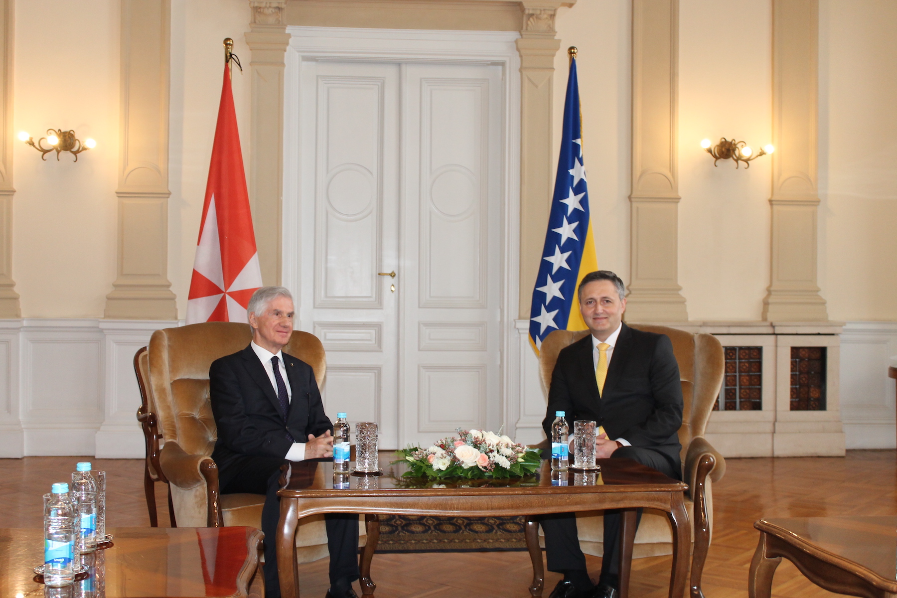 The Ambassador of the Sovereign Order of Malta to Bosnia and Herzegovina presents his letters of credence