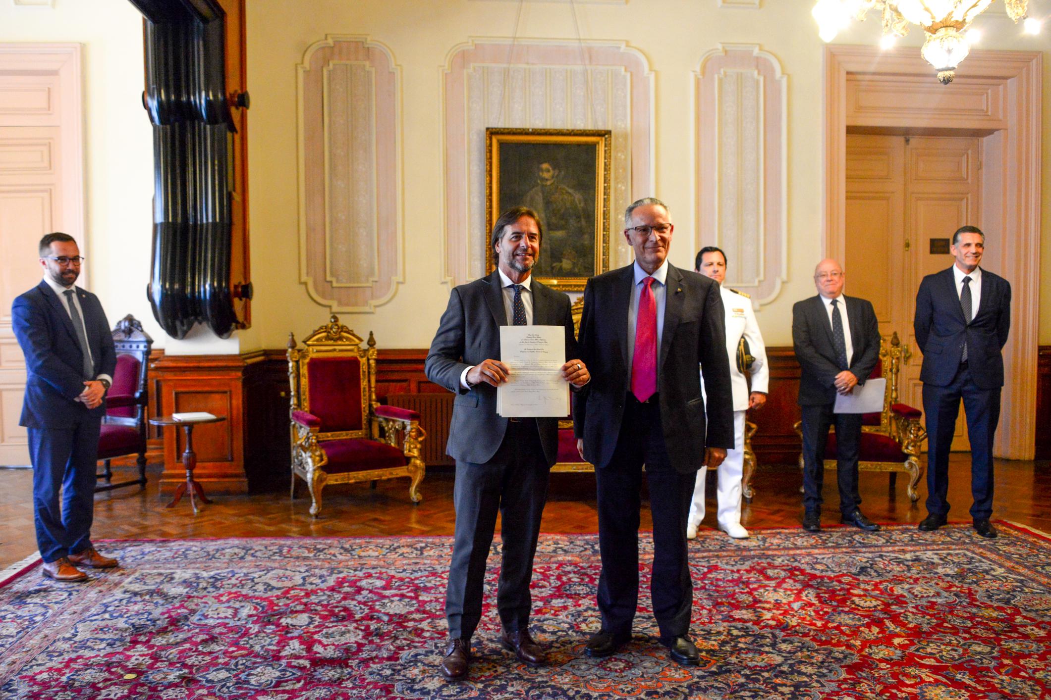 L’Ambassadeur de l’Ordre souverain de Malte auprès de l’Uruguay présente ses lettres de créance