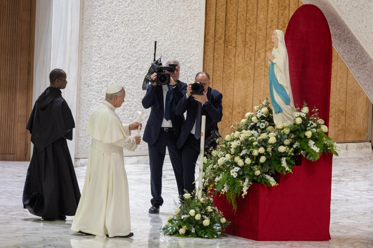 Day of the Sick: Pope lights candle donated by Grand Master