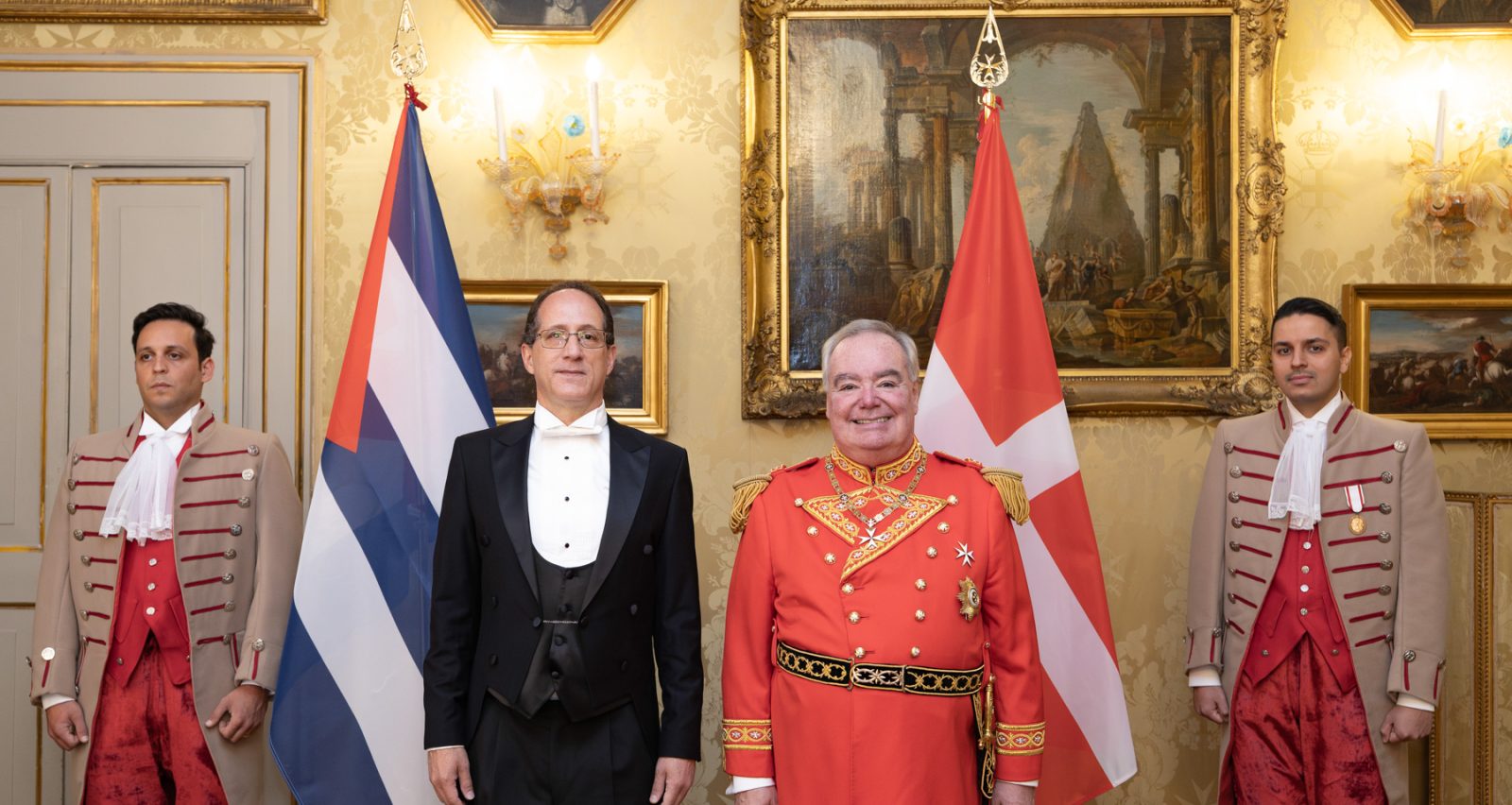 Ambassador of Cuba with Grand Master