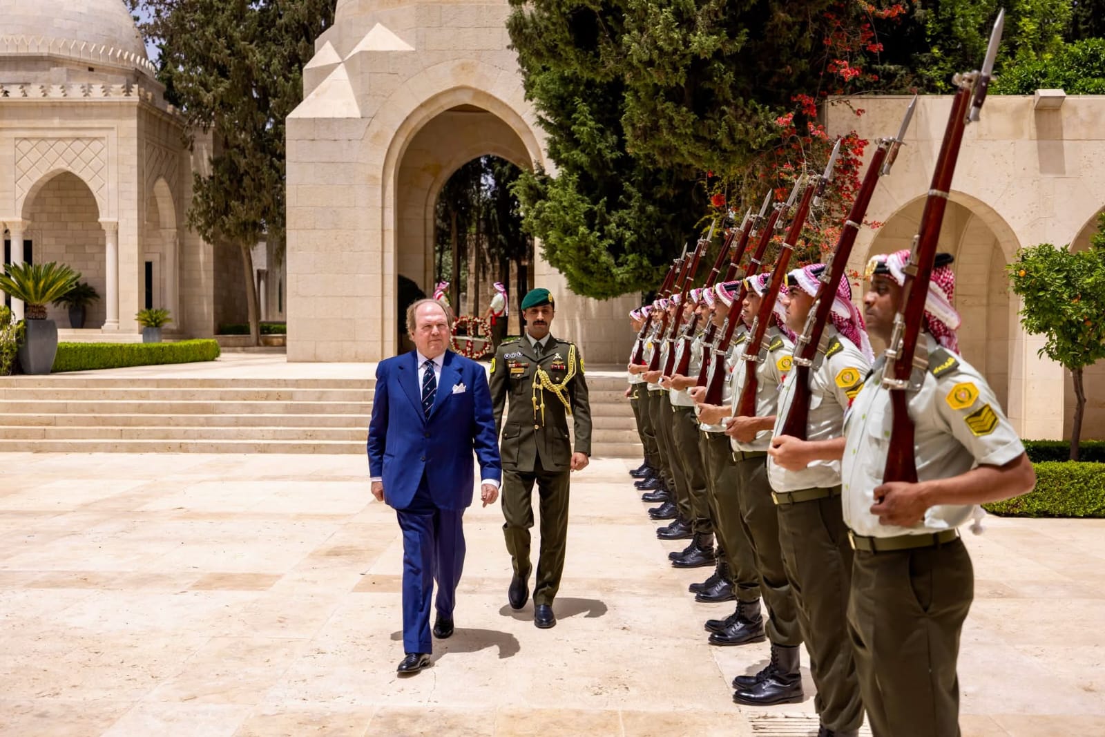 The Ambassador of the Sovereign Order of Malta to the Hashemite Kingdom of Jordan presents his letters of credence
