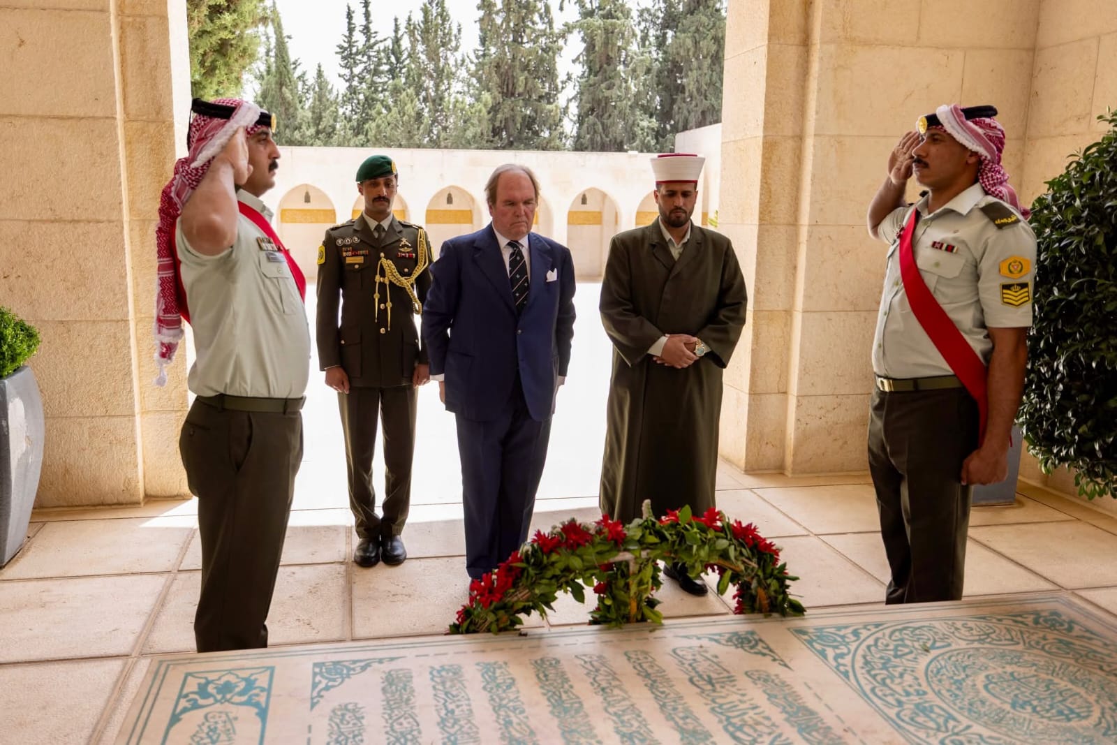 The Ambassador of the Sovereign Order of Malta to the Hashemite Kingdom of Jordan presents his letters of credence