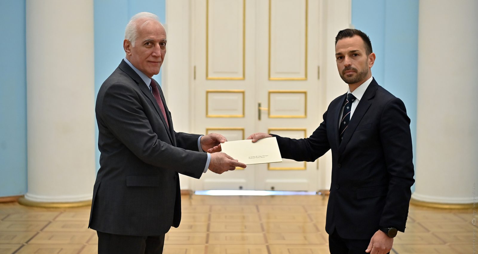 The Ambassador of the Sovereign Order of Malta to the Republic of Armenia presents his letters of credence
