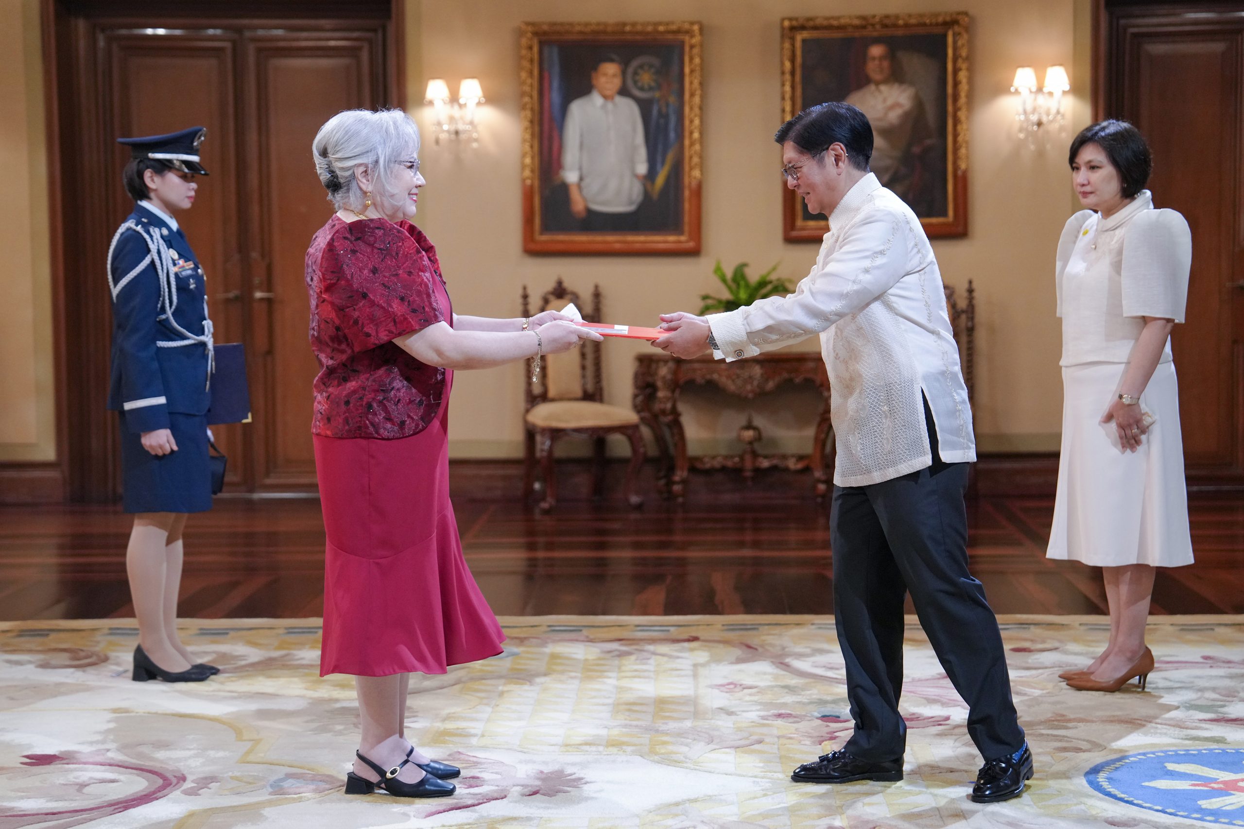 The Ambassador of the Sovereign Order of Malta to the Philippines presents her letters of credence