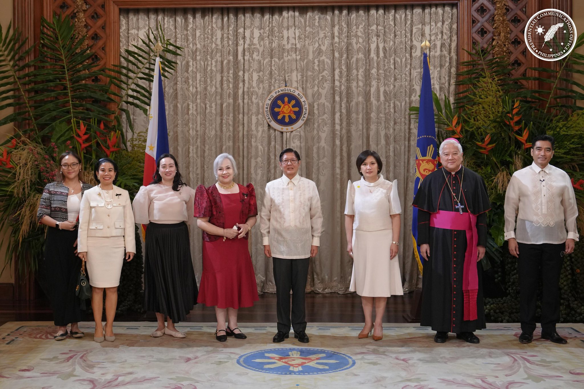 The Ambassador of the Sovereign Order of Malta to the Republic of the Philippines presents her letters of credence